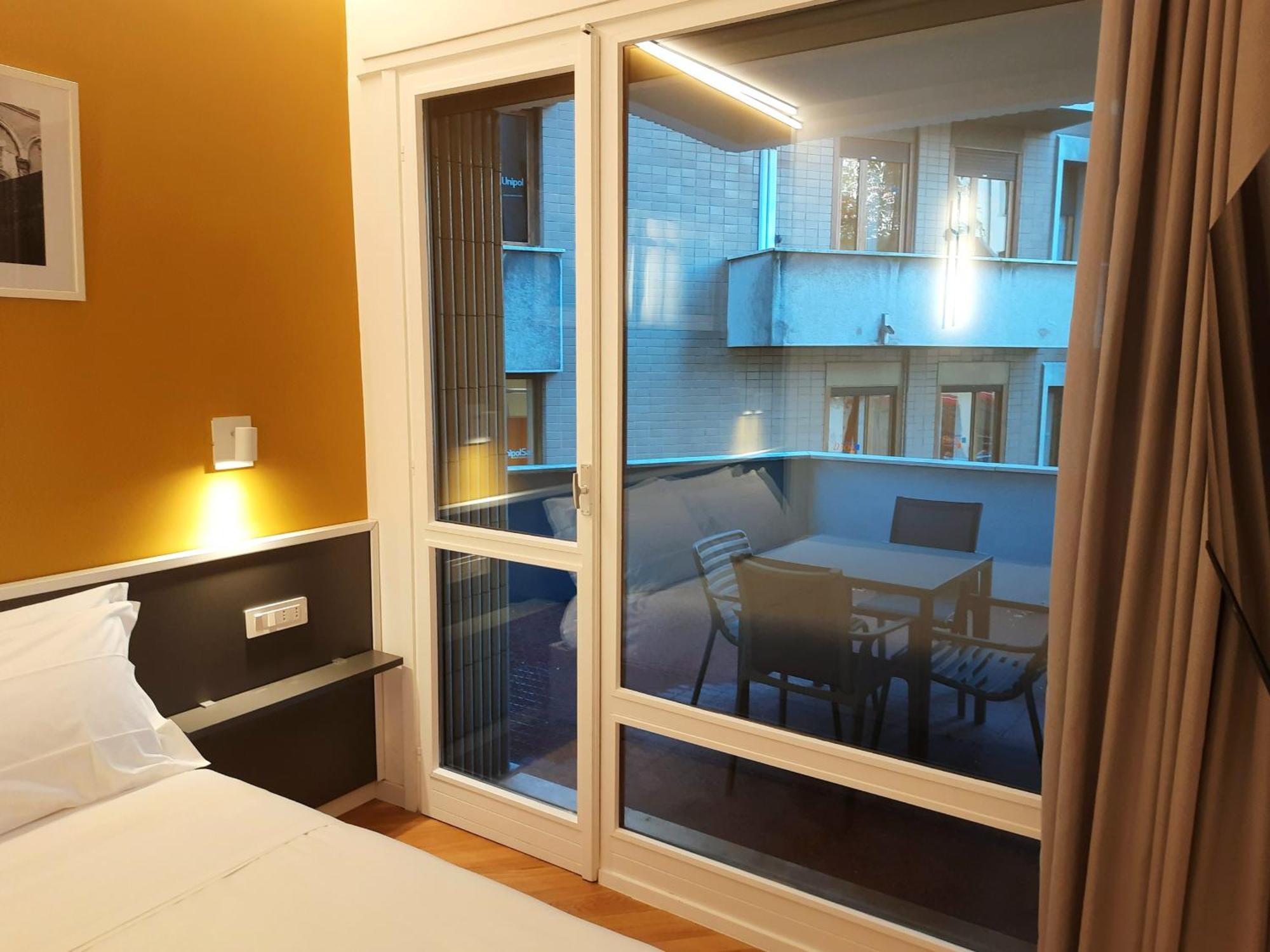 Mako Suites - Centro E Stazione Monza Room photo